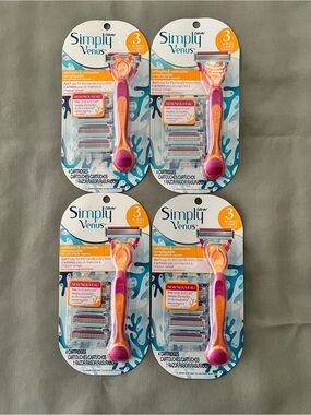 Gillette Simply Venus - Lot of 4  Packs